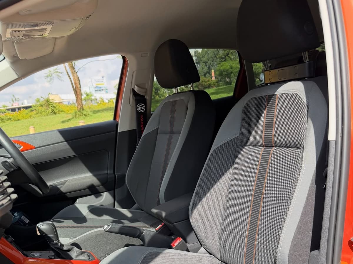 Volkswagen Polo Highline MK7.5 - view 2